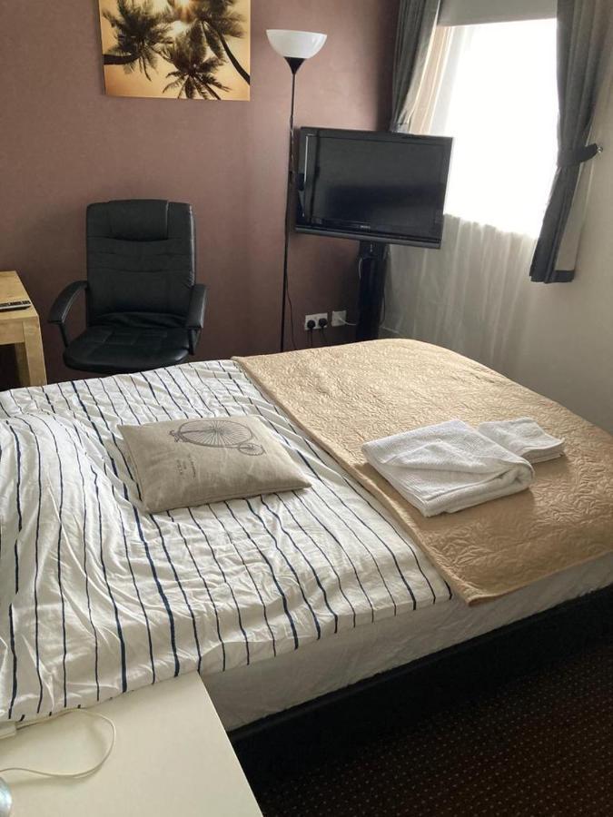 Limehouse Upon Thames In Great Location Проживание в семье